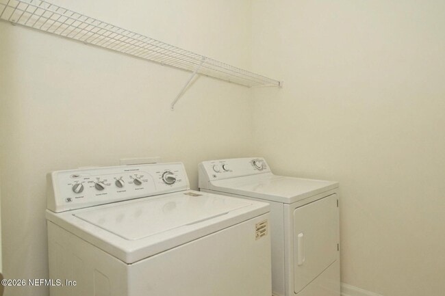 Building Photo - 12925 Spring Rain Rd