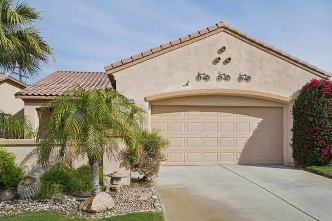 Building Photo - 80570 Hoylake Dr