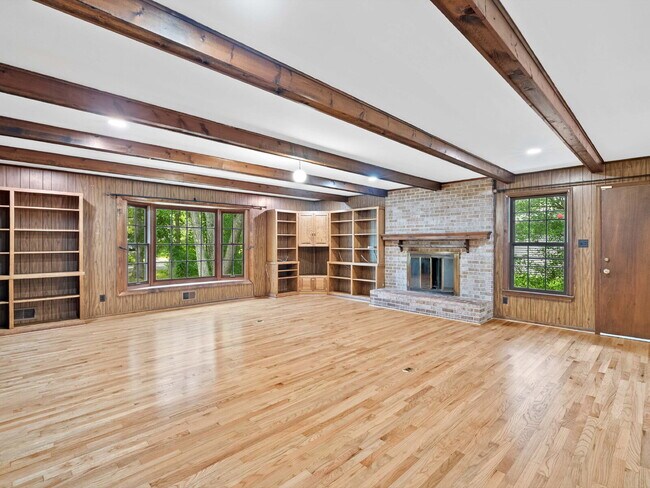Building Photo - A Timeless Sanctuary Awaits