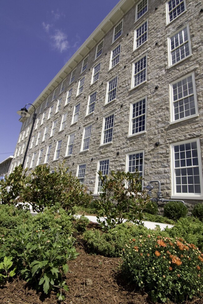 Curtain Lofts 420 Quequechan St Fall River MA 02723 Apartment Finder