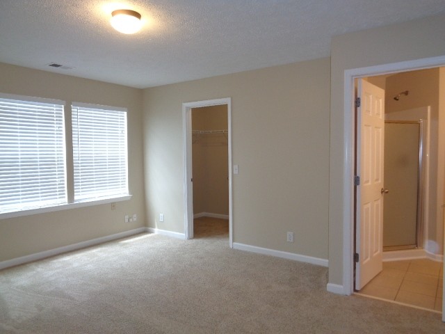 Building Photo - 2615 River Meade Way