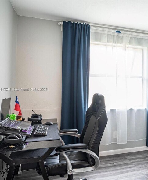 Building Photo - 6545 W 27th Ct