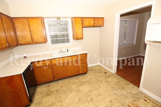 Building Photo - 3635 W Big Bend Dr