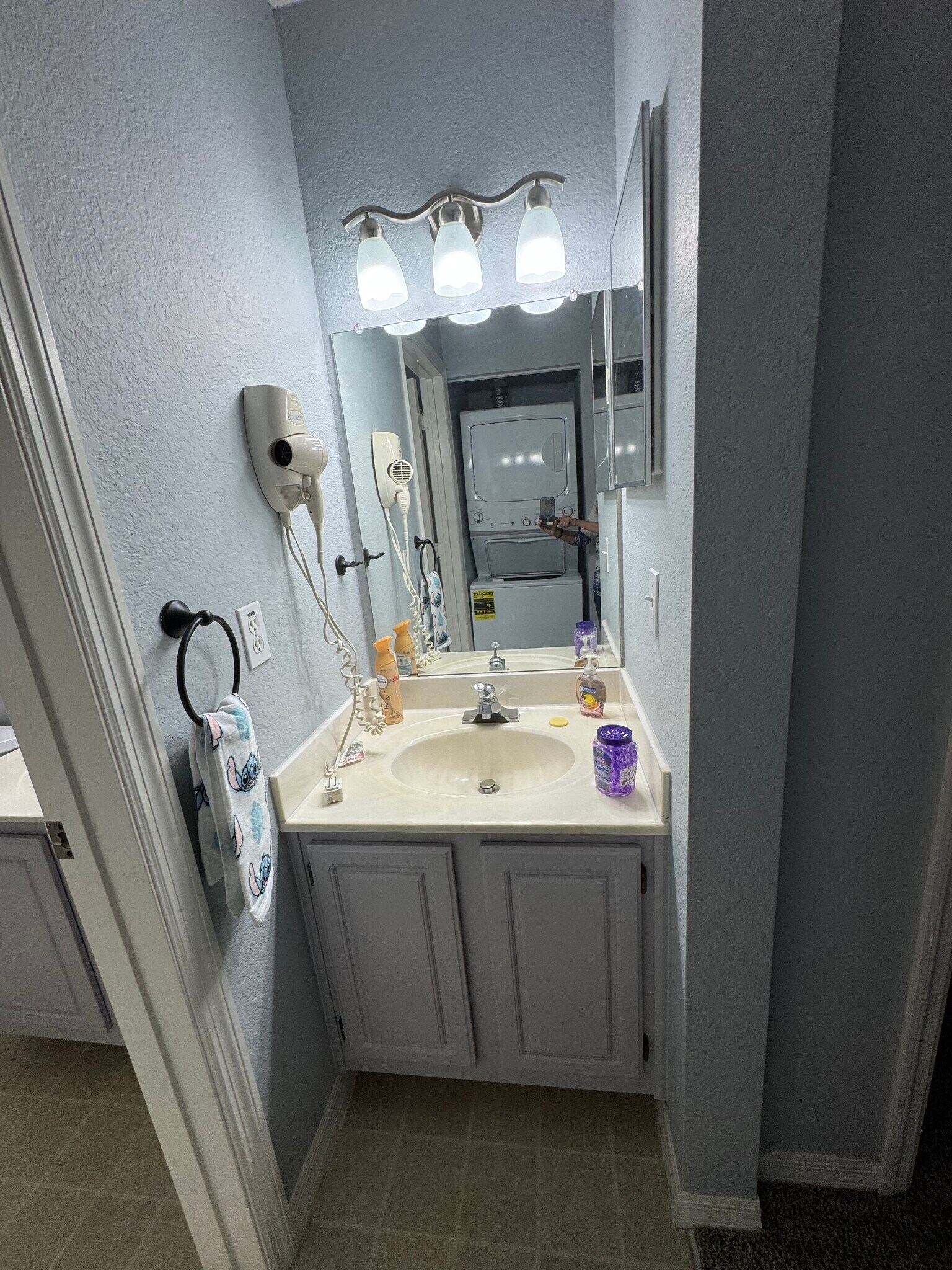 Building Photo - 4011 Venetian Bay Dr