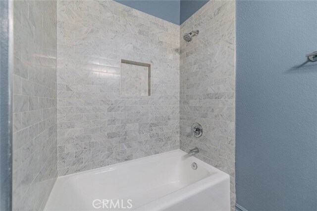 Building Photo - 52 Siena