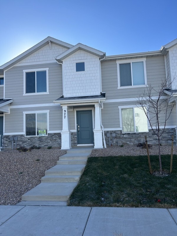 Building Photo - 977 Jack Dr