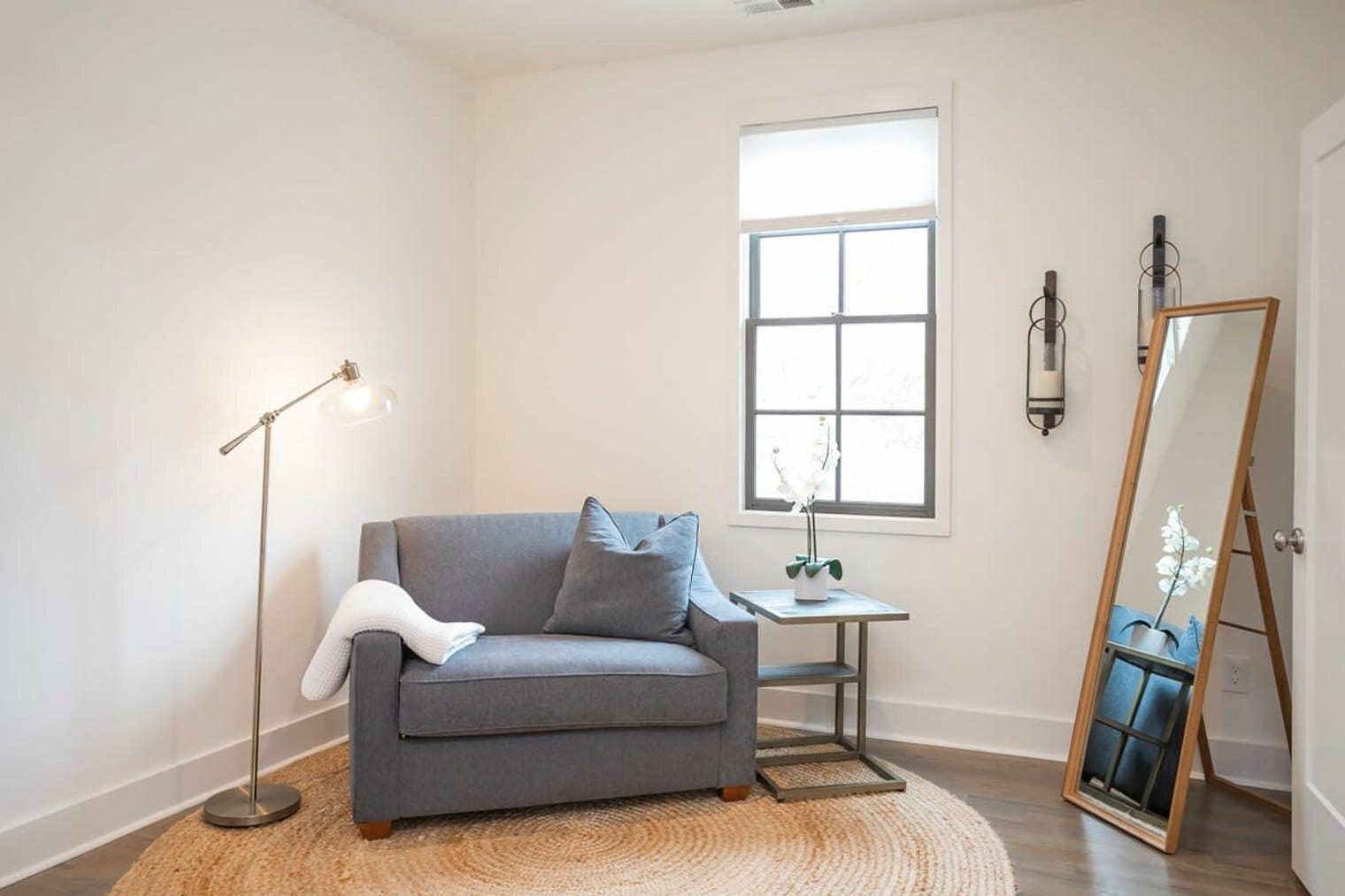 Building Photo - 119 E Fowlkes St