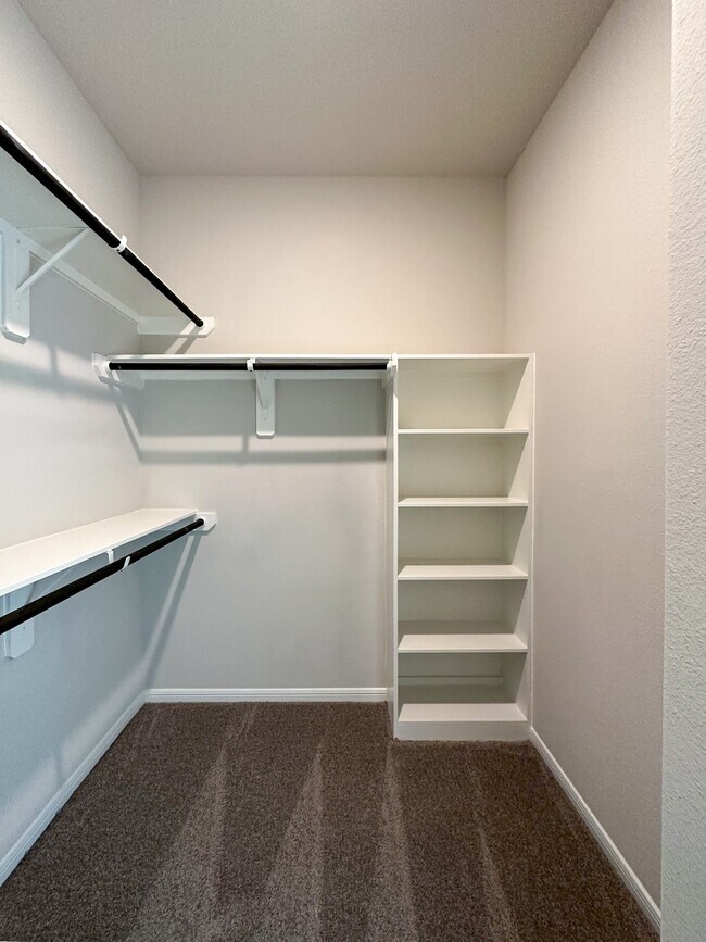 Building Photo - 27079 Badger Way