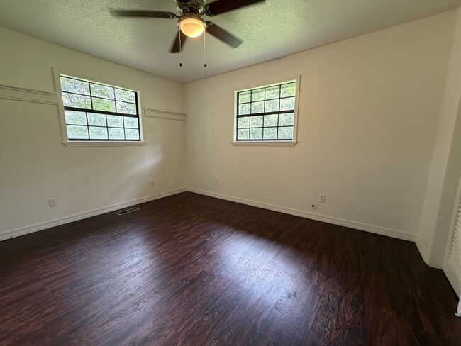 Building Photo - 2598 Marion County 6064