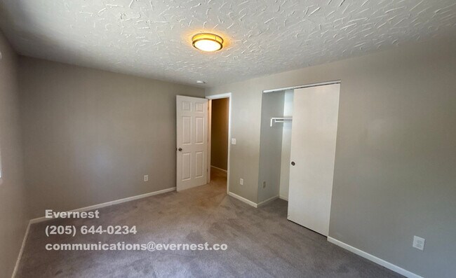 Building Photo - 3623 Bolamo Dr