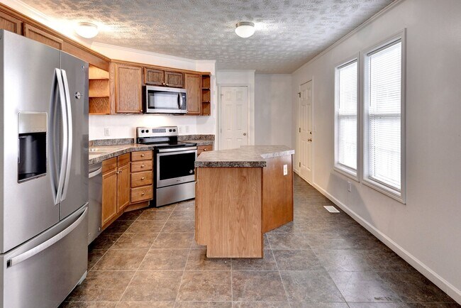 Building Photo - 9431 Jenkins Ln
