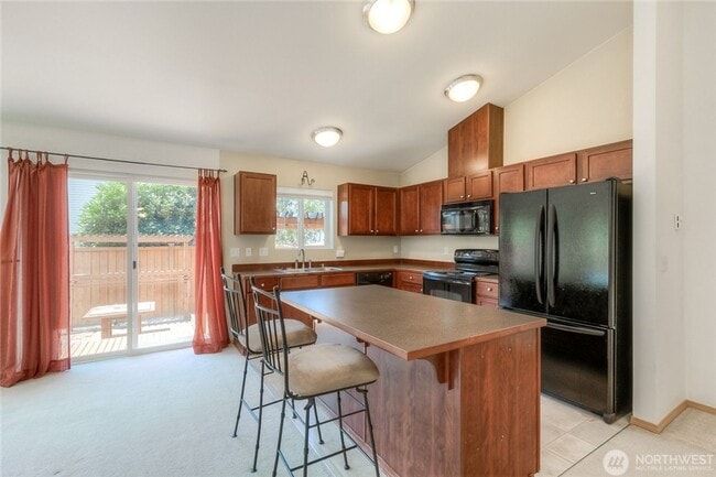 Building Photo - Glacier Valley 2 Bedroom Home Available Au...