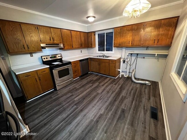 Building Photo - 1402 Mark Trail Rd