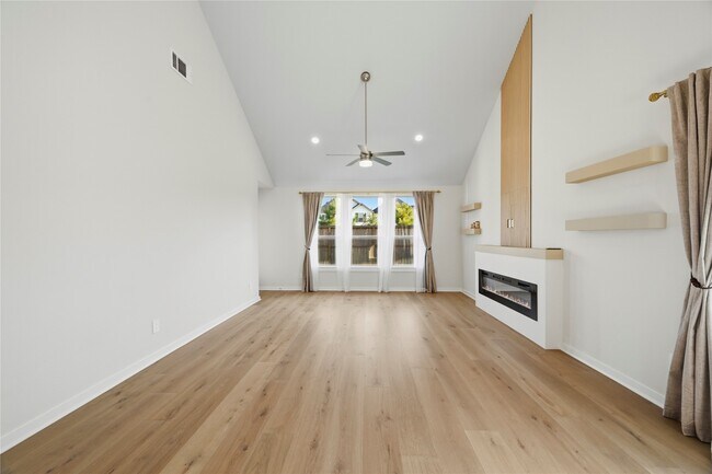 Building Photo - 29821 Ellwood Ln