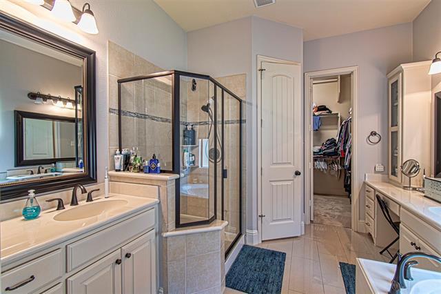 Building Photo - 7039 Comal Dr
