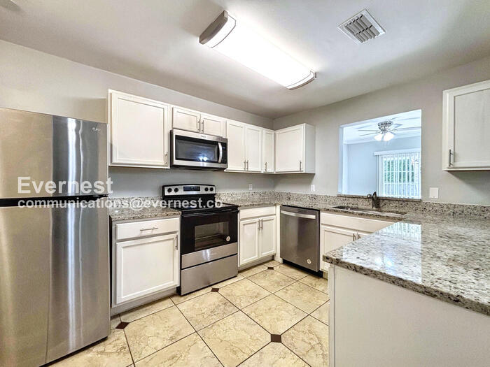 Building Photo - 4808 Eden View Ct