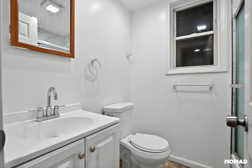 Building Photo - 2332 S Marshall Blvd