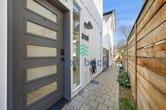 Building Photo - Modern Northwest-Danish Inspired Townhome with Standalone Cottage Feel in Seattle’s Central District