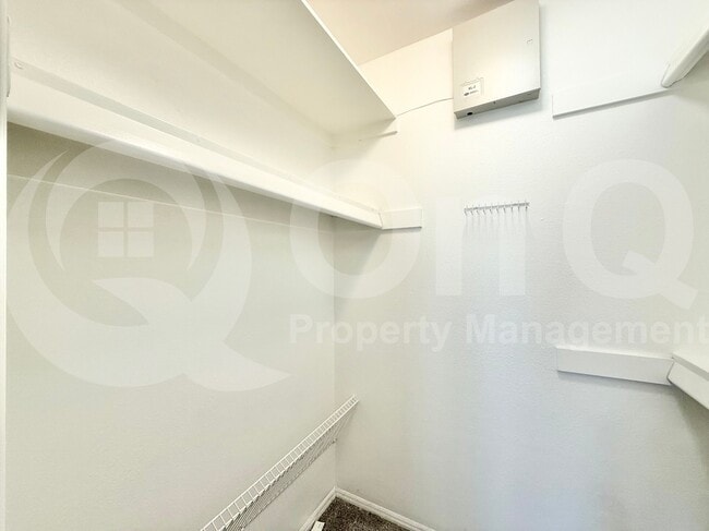 Building Photo - 1614 W Brooks St