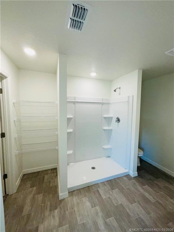 Building Photo - 934 SW McDevitt Ave