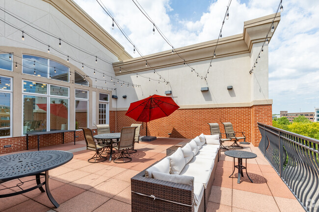 Outdoor Sun Deck - The Gateway Village