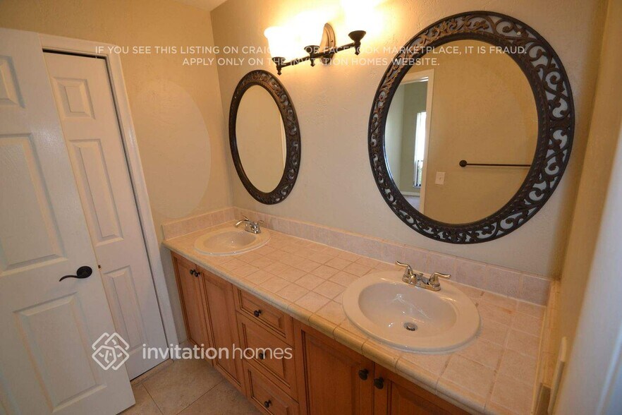 Building Photo - 9701 NW 14th St