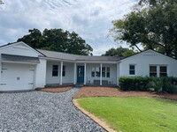 Building Photo - Old Village Cottage - 1.5 Blocks to Pitt S...