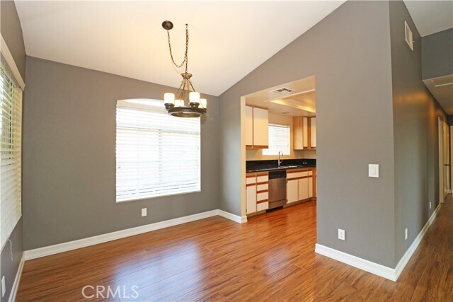 Building Photo - 135 Gallery