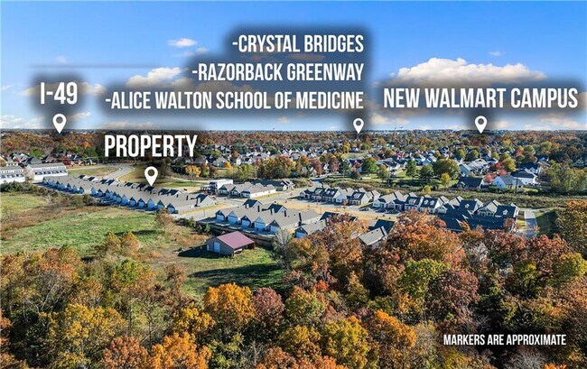 Building Photo - 923 NE Hts Ln