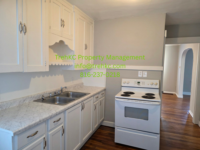 Building Photo - 5112 Olive St