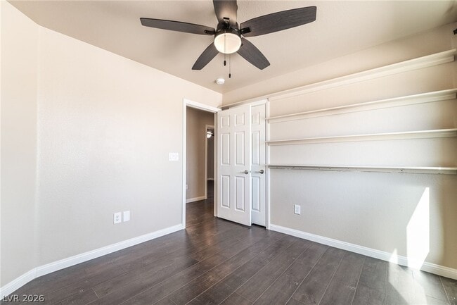 Building Photo - 5282 Ledgewood Creek Ave