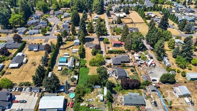 Building Photo - 4207 NE 59th Ave