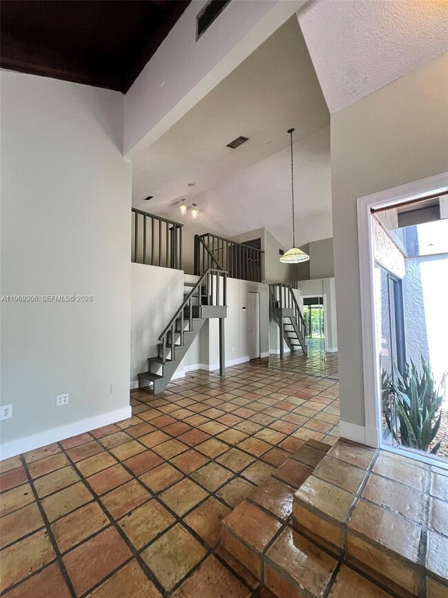 Building Photo - 7512 SW 95th Pl