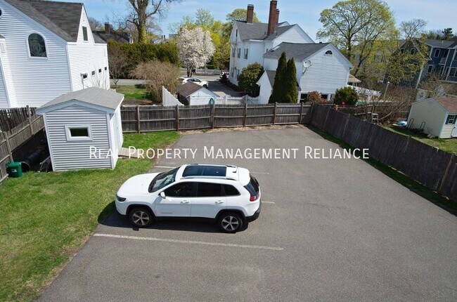 Building Photo - 16 Franklin Pl