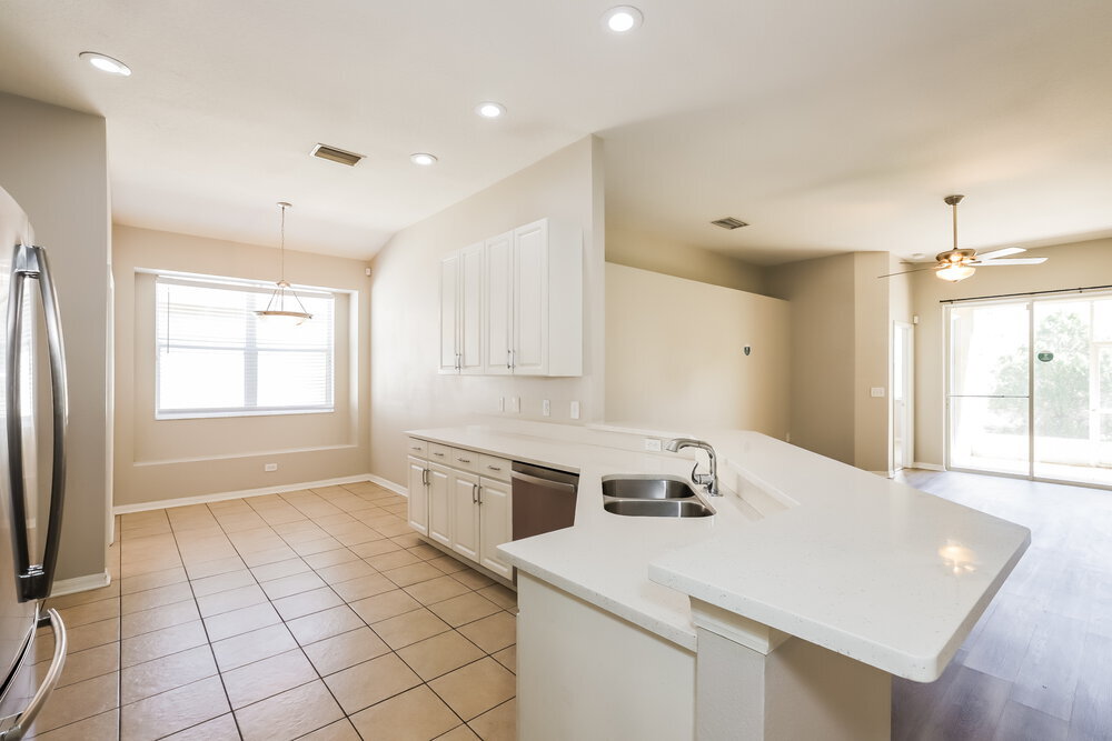 Building Photo - 427 Fern Gulley Dr