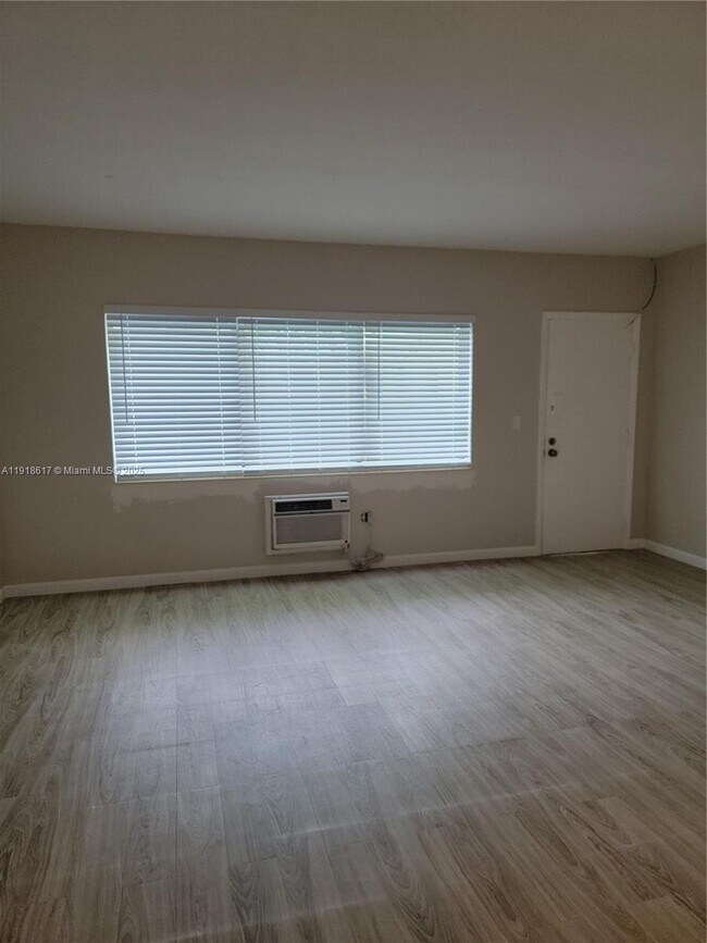 Building Photo - 835 Lenox Ave.