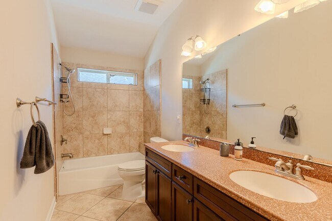 Building Photo - 8395 Ivy Mill Way