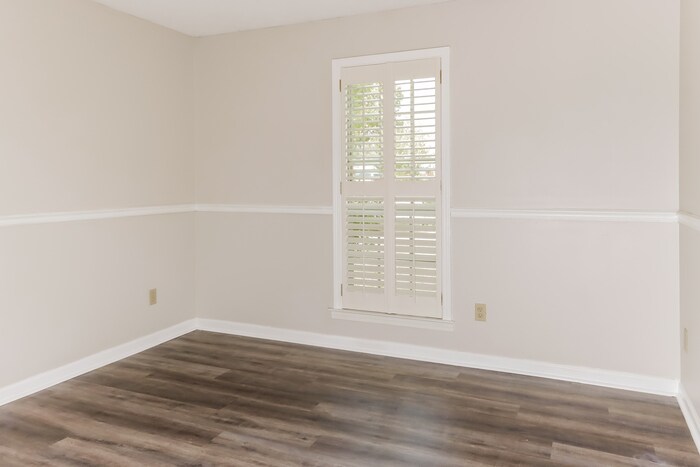 Building Photo - 7104 Fair Oaks Ct