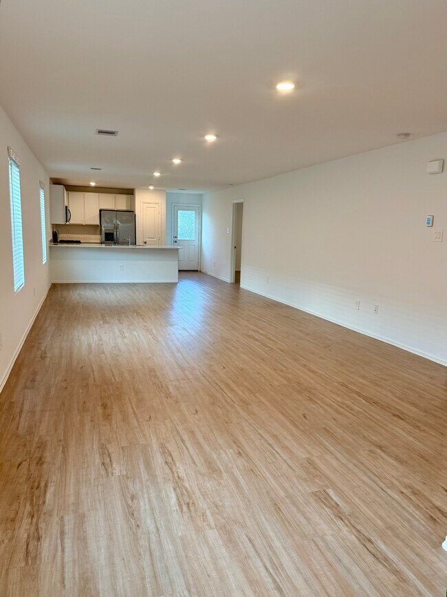 Building Photo - 963 Oak Mist Ln