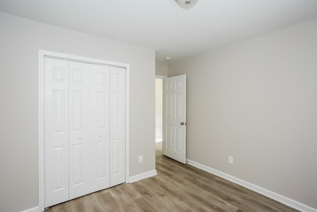 Building Photo - 2322 Tory Oak Pl
