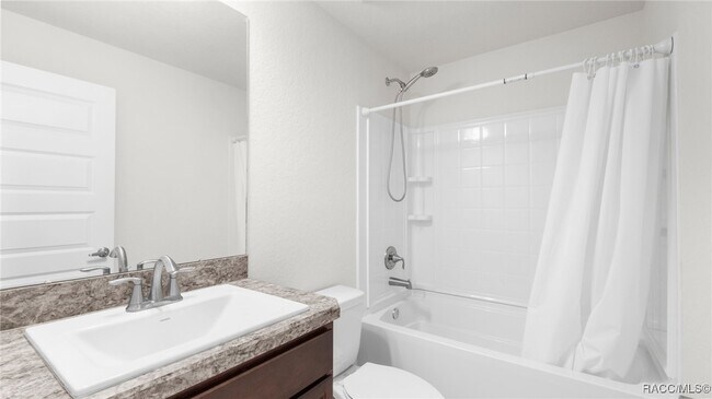 Building Photo - 23 Lone Pine St