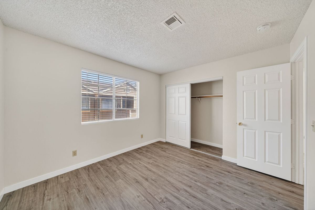 Building Photo - 2702 Alicialynn Way