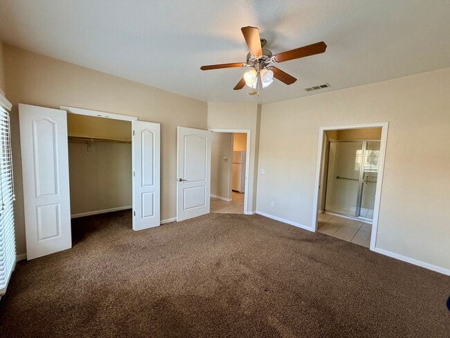 Building Photo - 147 Apple Ln