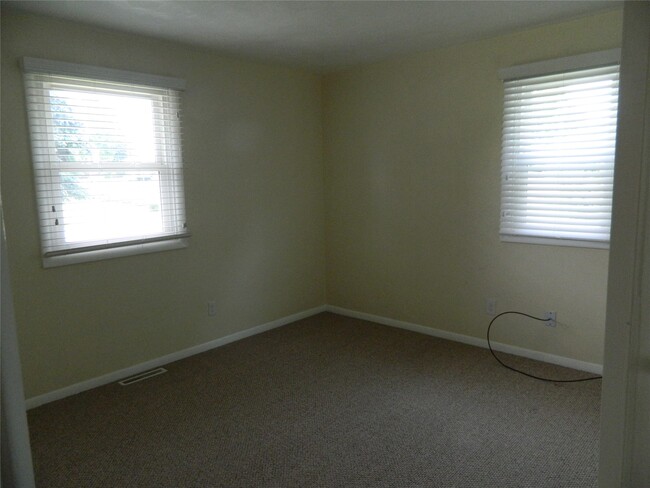 Building Photo - 4060 Chilton Ct