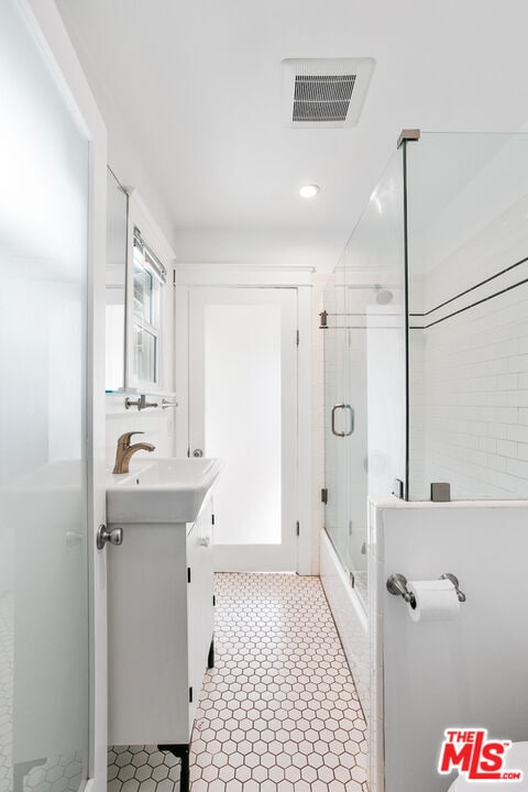 Building Photo - 6217 Poppy Peak Dr