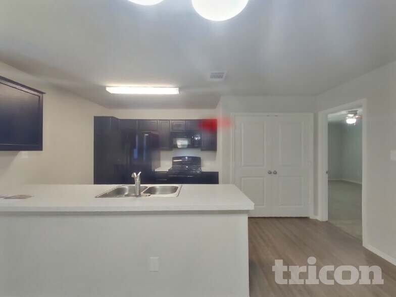 Building Photo - 7422 Summer Blossom Ct