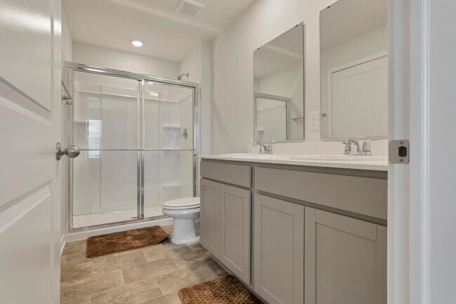 Building Photo - 6302 Marinelli Dr N