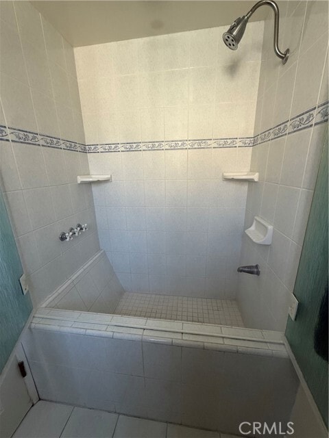 Building Photo - 17932 Bluegate Ln