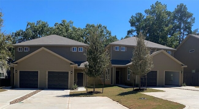 Building Photo - 62 Woodland Hills Dr