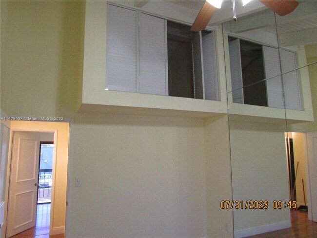 Building Photo - 1801 SW 107th Ave